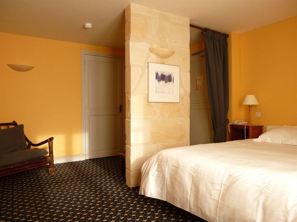 Grand Monarque Hotel 4*